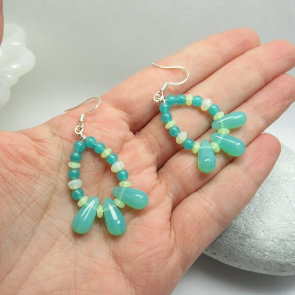 Uranium glass triple teardrop earrings - Picture 4 of 13